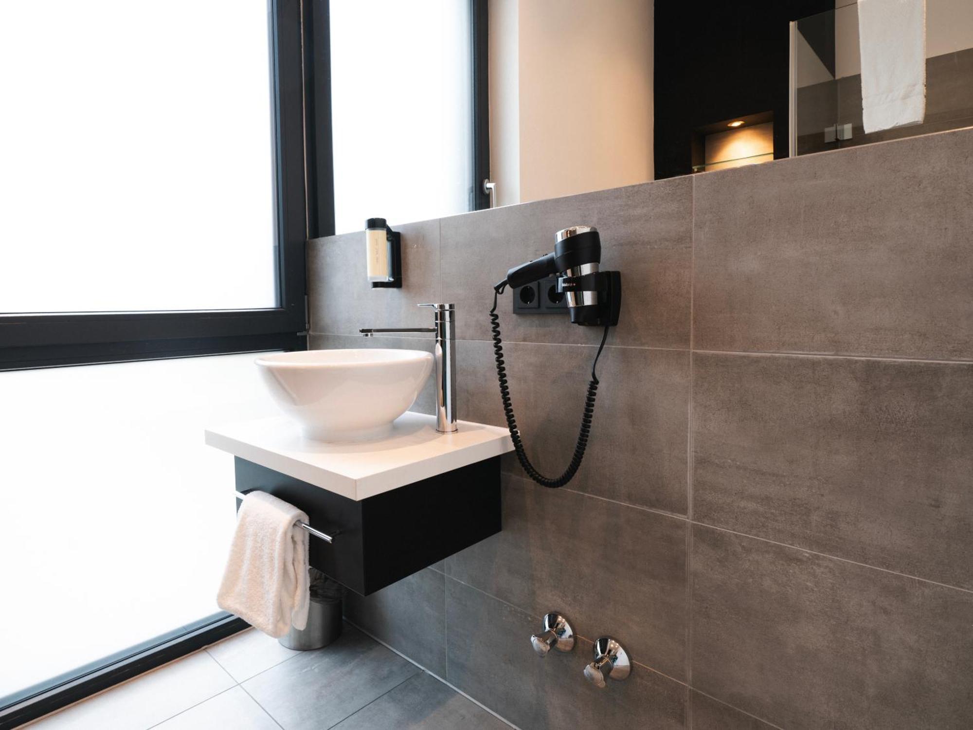 Juststay Grevenbroich Hotel & Apartments Luaran gambar
